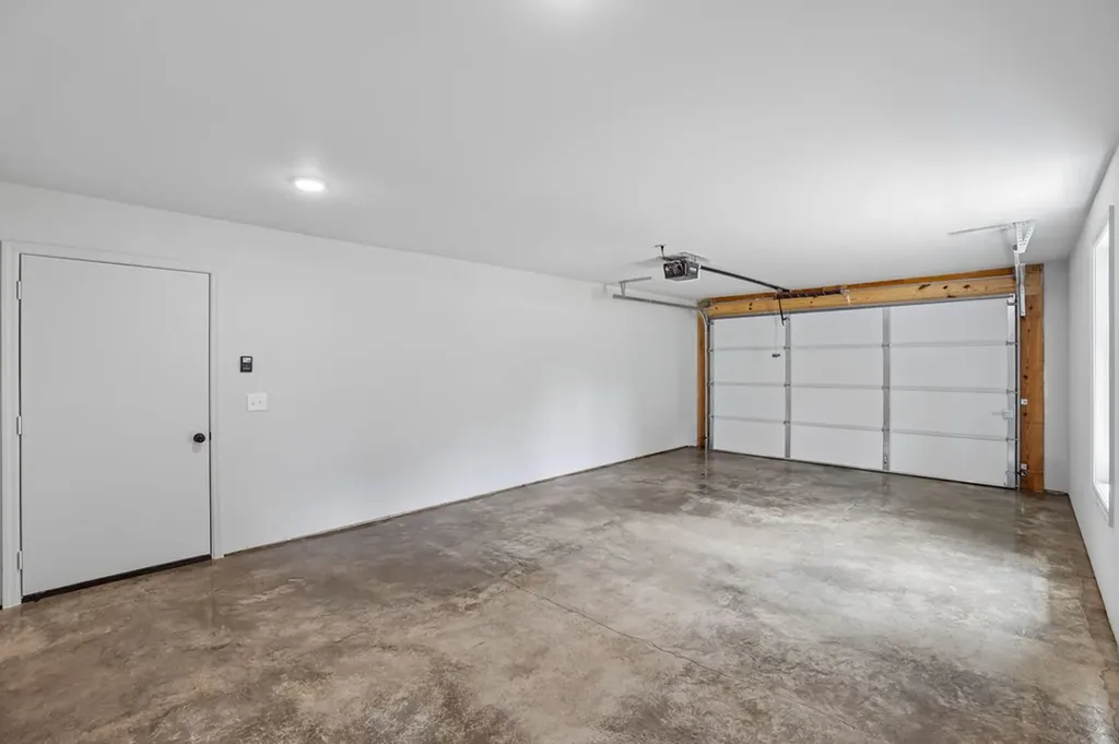 1124 Dale Ridge Road Dowelltown TN 37059
