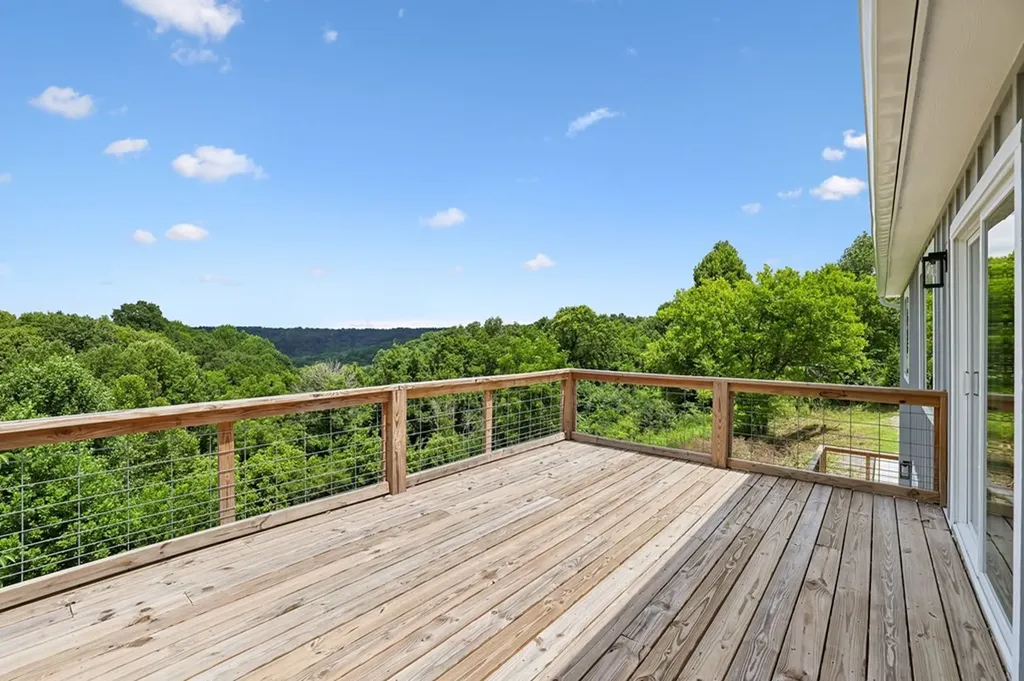 1124 Dale Ridge Road Dowelltown TN 37059