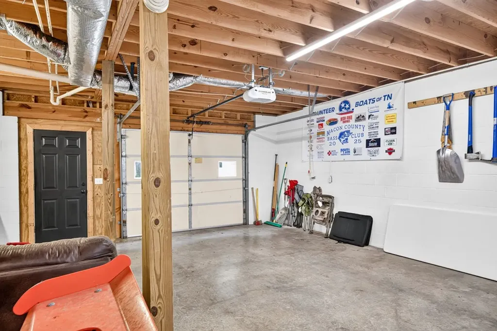 173 Cubb Hollow Gainesboro TN 38562