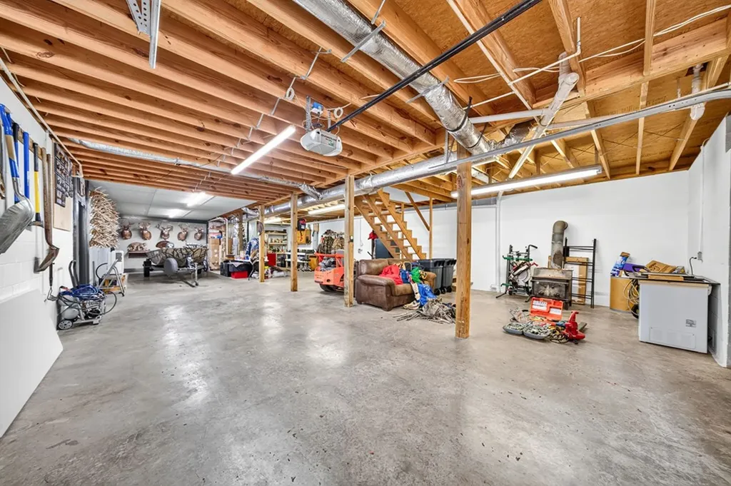 173 Cubb Hollow Gainesboro TN 38562
