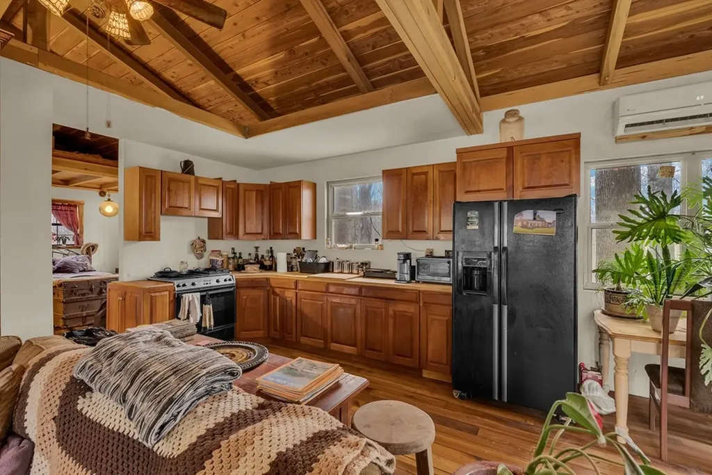 6219 Jones Harris Road Silver Point TN 38582