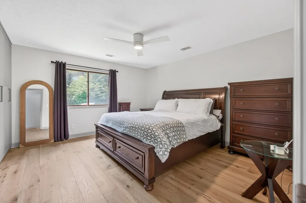 311 S Hillcrest Livingston TN 38570