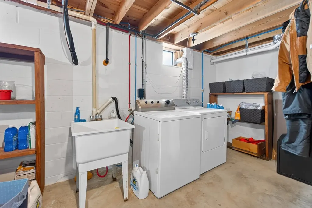 311 S Hillcrest Livingston TN 38570