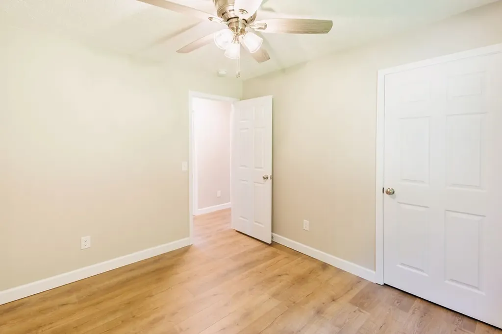 4543 S Creek Road Cookeville TN 38506