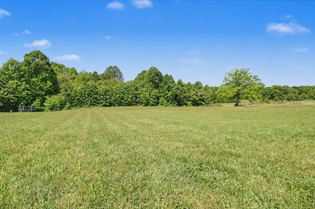 446 Stanley Hood Road Crossville TN 38571