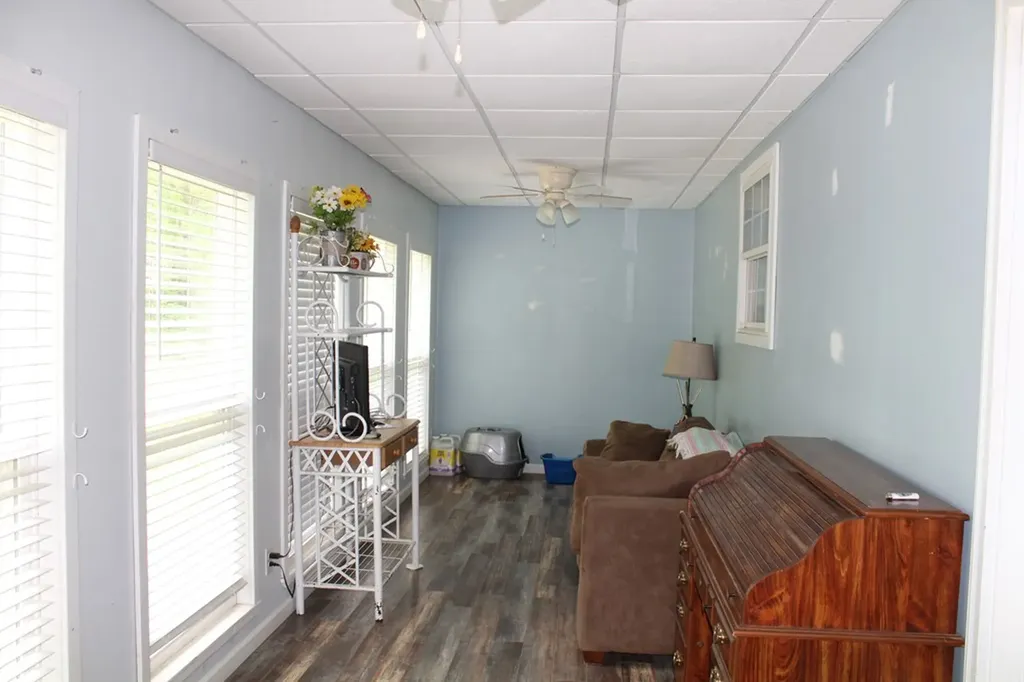 201 Hillsway Crossville TN 38555