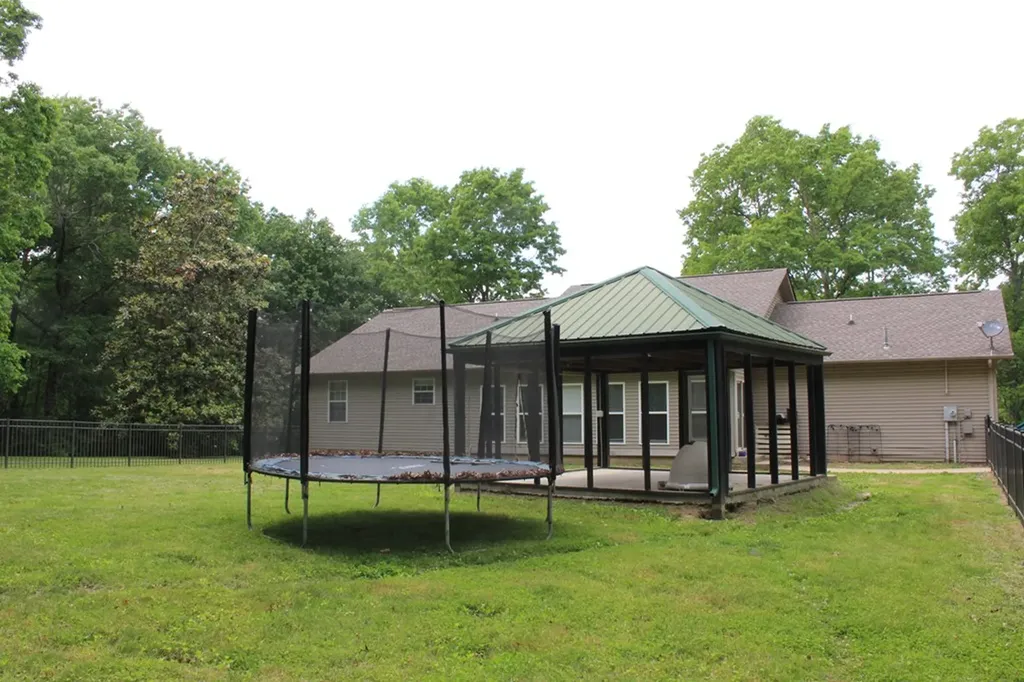 201 Hillsway Crossville TN 38555