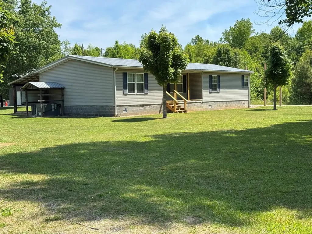 246 High Rock Loop Monterey TN 38574