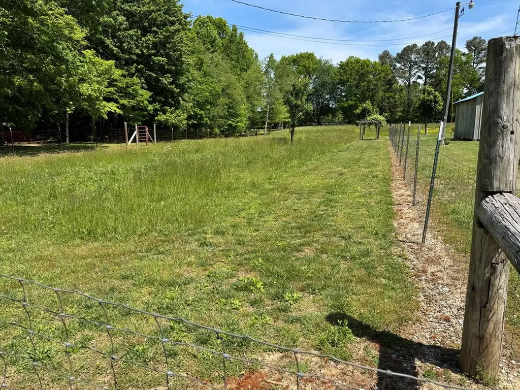 246 High Rock Loop Monterey TN 38574