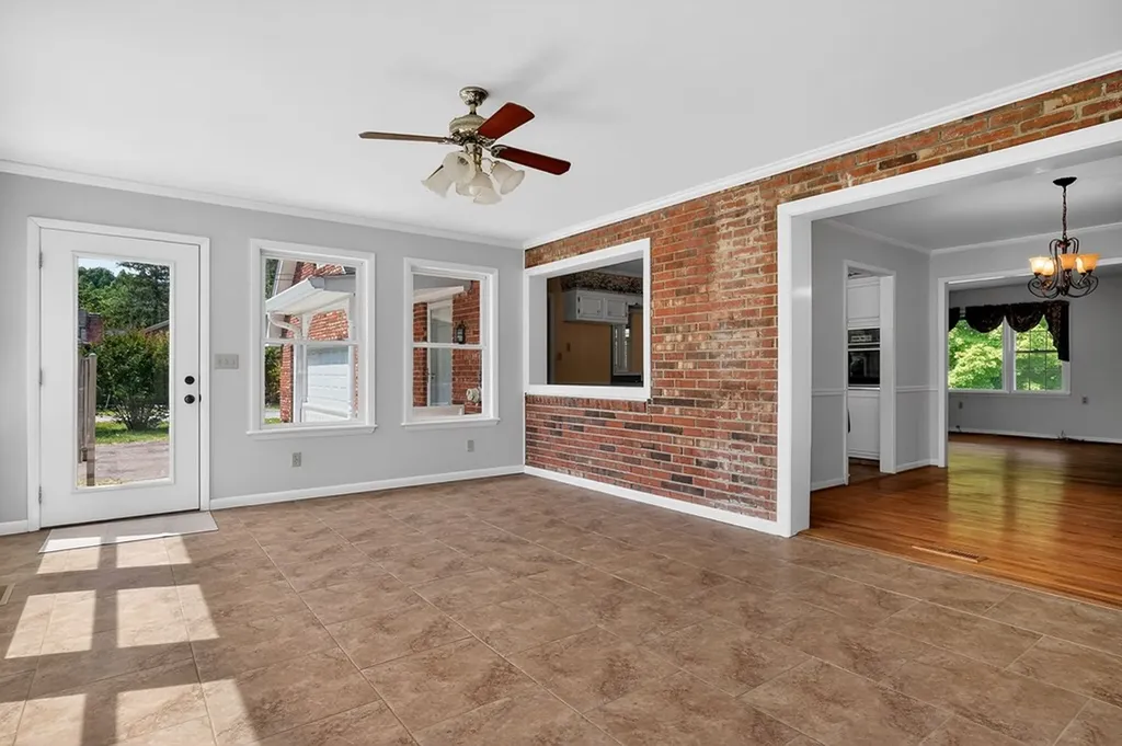 209 Myers Street Livingston TN 38570