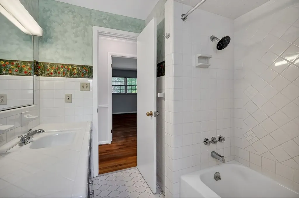 209 Myers Street Livingston TN 38570