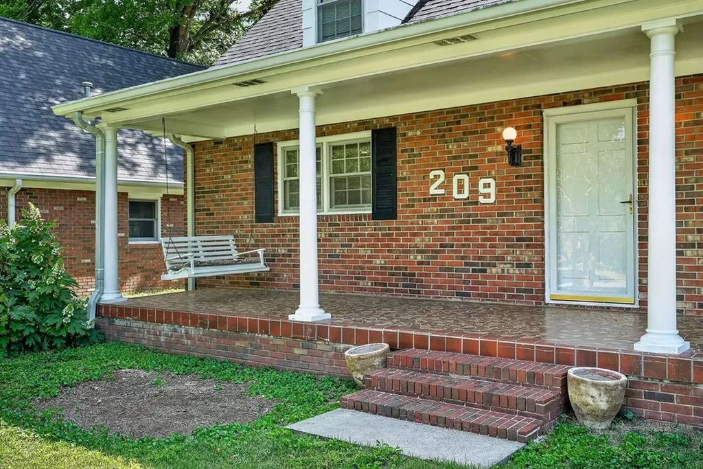 209 Myers Street Livingston TN 38570