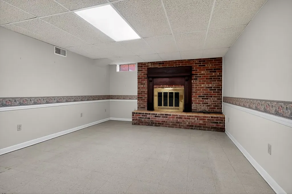209 Myers Street Livingston TN 38570