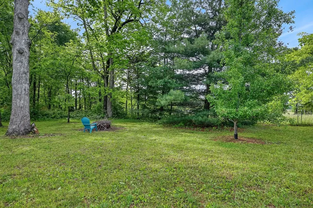 8607 Crossville Highway Sparta TN 38583