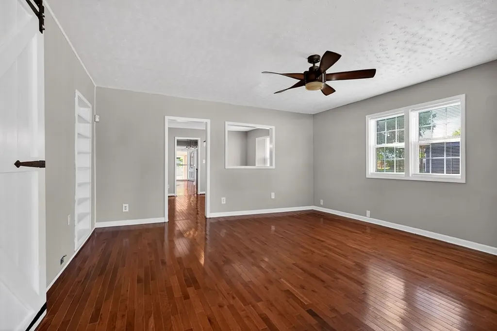 159 2nd Avenue S Algood TN 38506