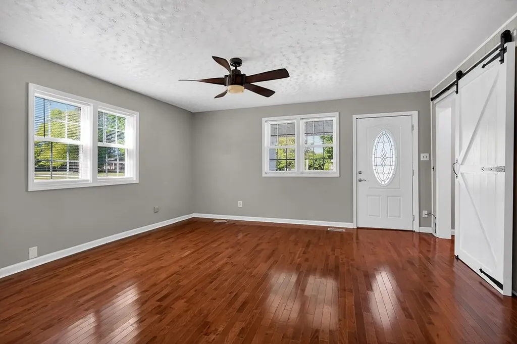 159 2nd Avenue S Algood TN 38506