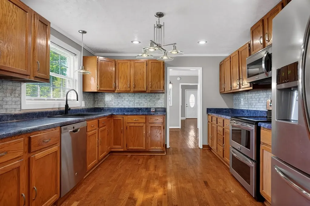 159 2nd Avenue S Algood TN 38506