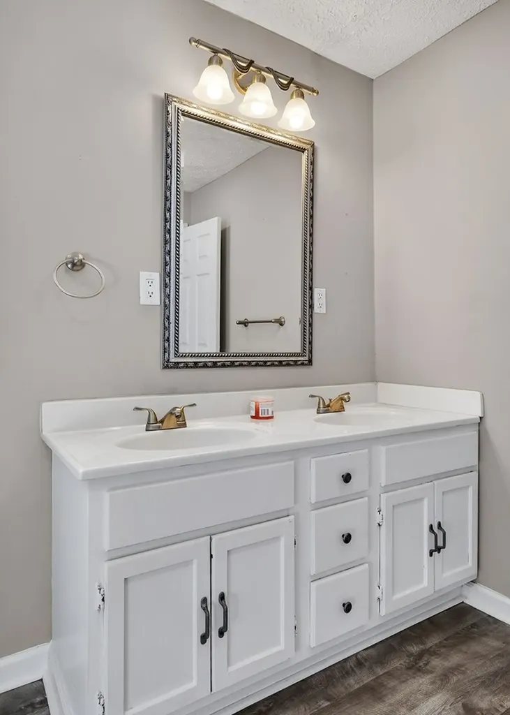 159 2nd Avenue S Algood TN 38506