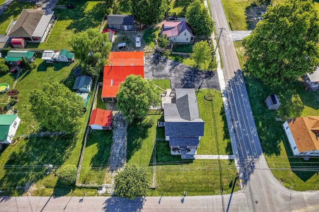 159 2nd Avenue S Algood TN 38506
