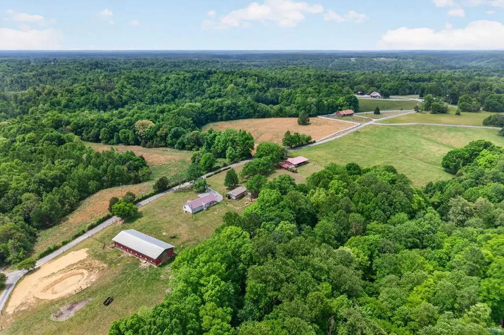 259 Freewill Ridge Road Gainesboro TN 38562