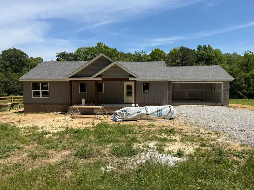 1259 Franklin Loop Clarkrange TN 38553