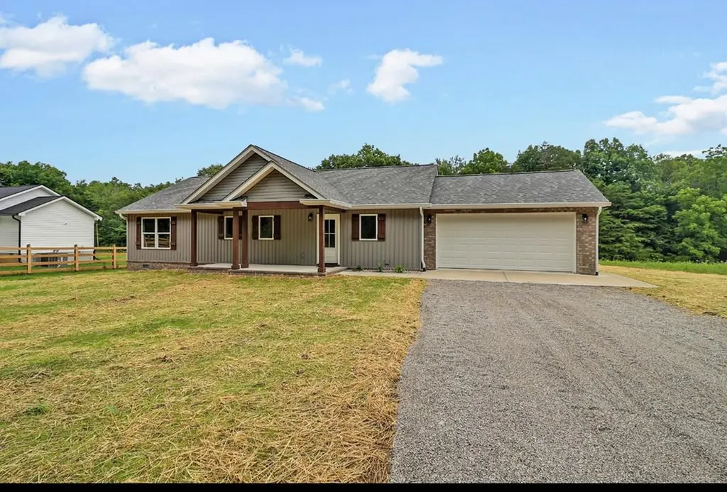 1259 Franklin Loop Clarkrange TN 38553