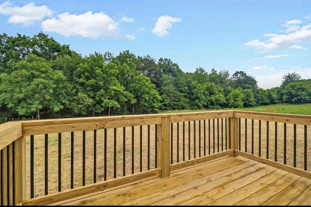 1259 Franklin Loop Clarkrange TN 38553
