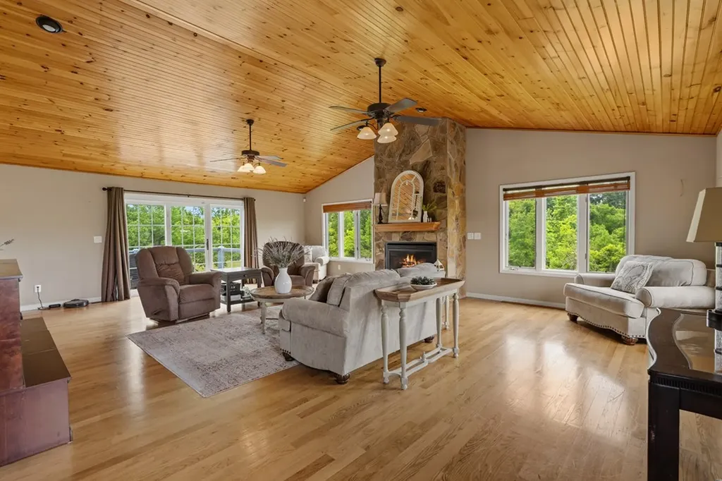 6052 Morganton Road Other TN 37742