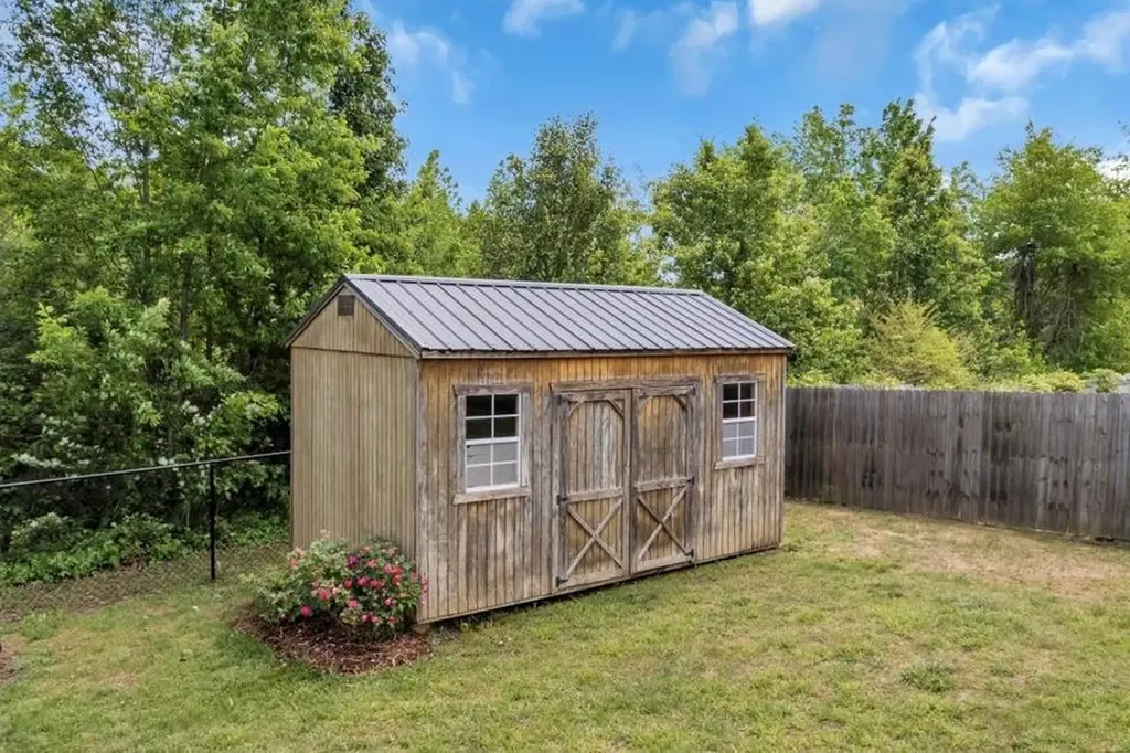 173 W Minster Drive Baxter TN 38544