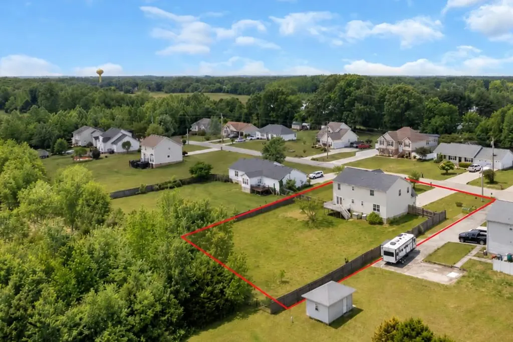 173 W Minster Drive Baxter TN 38544