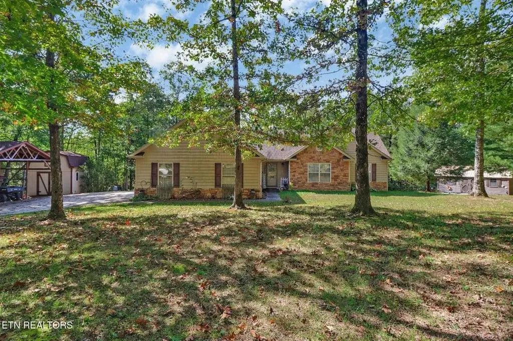 224 Victoria Circle Jamestown TN 38556