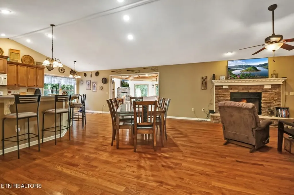 224 Victoria Circle Jamestown TN 38556