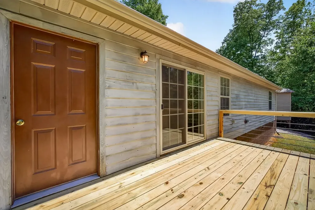 506 Deer Ridge Road Byrdstown TN 38549