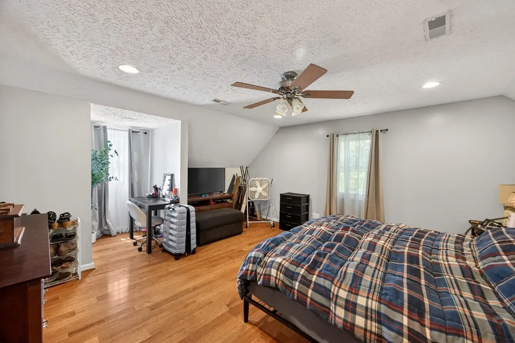 2876 Hilham Highway Hilham TN 38568
