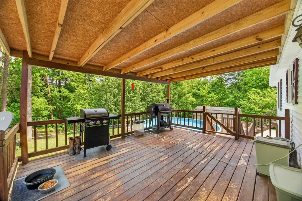 2876 Hilham Highway Hilham TN 38568