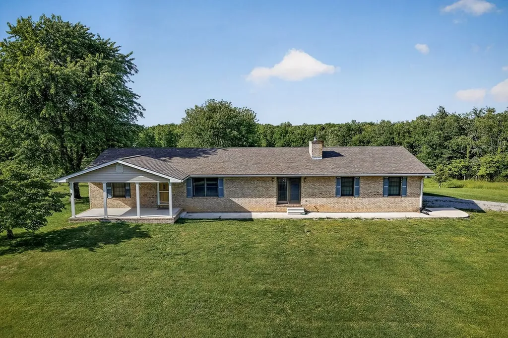1396 N York Highway Jamestown TN 38556