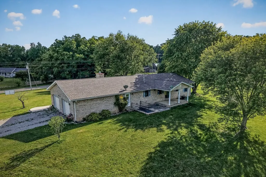 1396 N York Highway Jamestown TN 38556