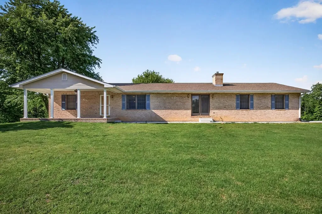 1396 N York Highway Jamestown TN 38556