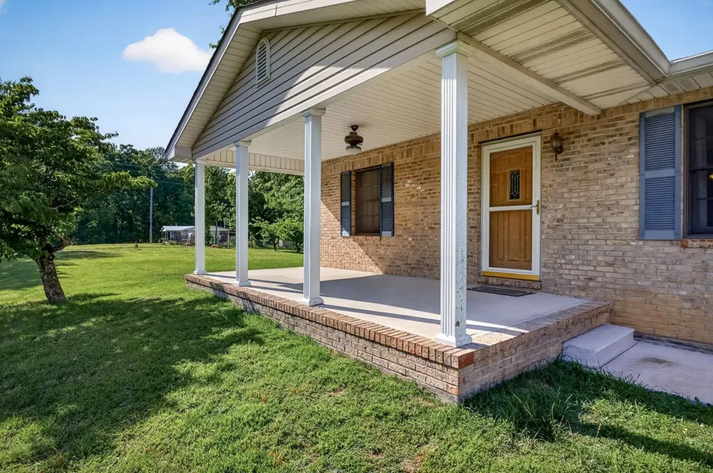 1396 N York Highway Jamestown TN 38556