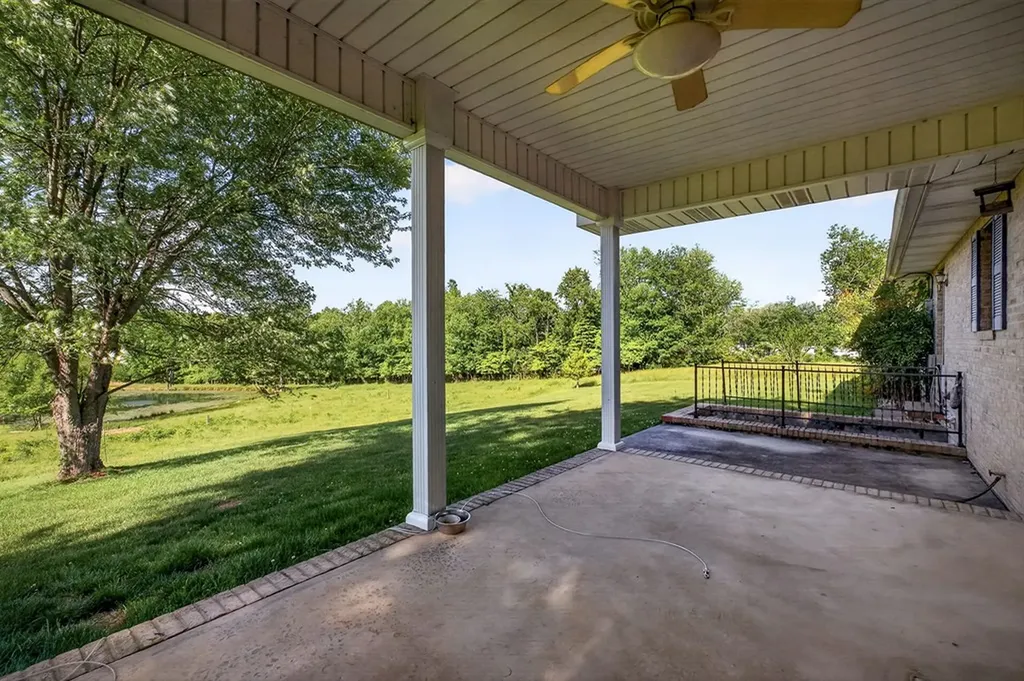 1396 N York Highway Jamestown TN 38556