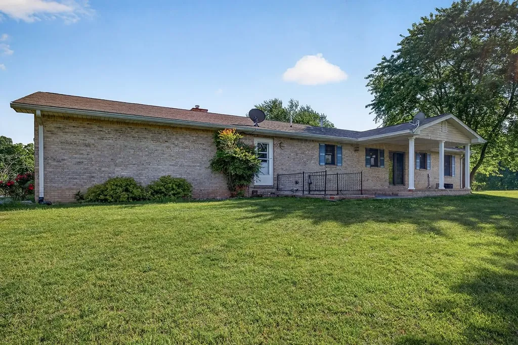 1396 N York Highway Jamestown TN 38556