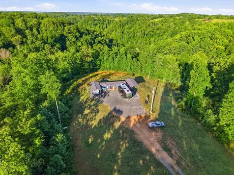161 Chestnut Gainesboro TN 38562
