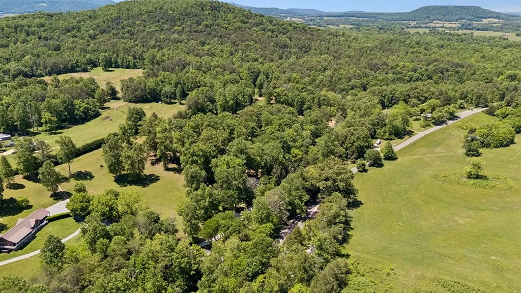 0 Bone Cave Road Rock Island TN 38581