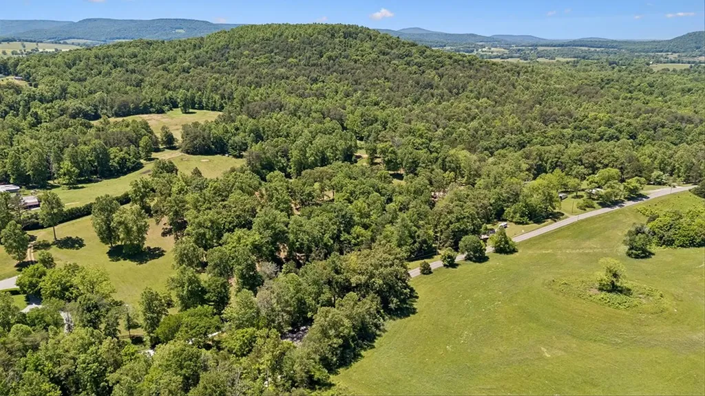 0 Bone Cave Road Rock Island TN 38581