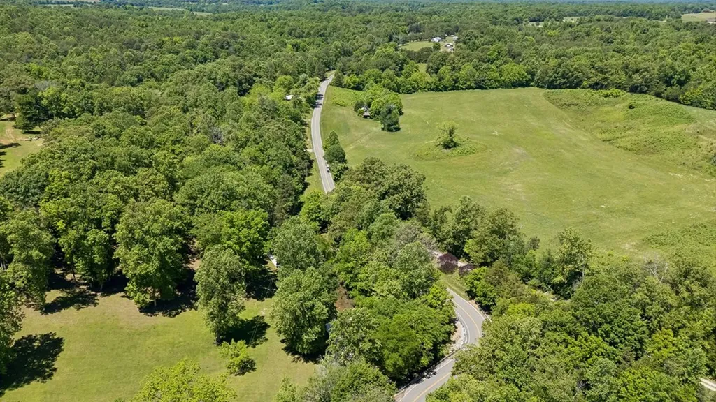 0 Bone Cave Road Rock Island TN 38581