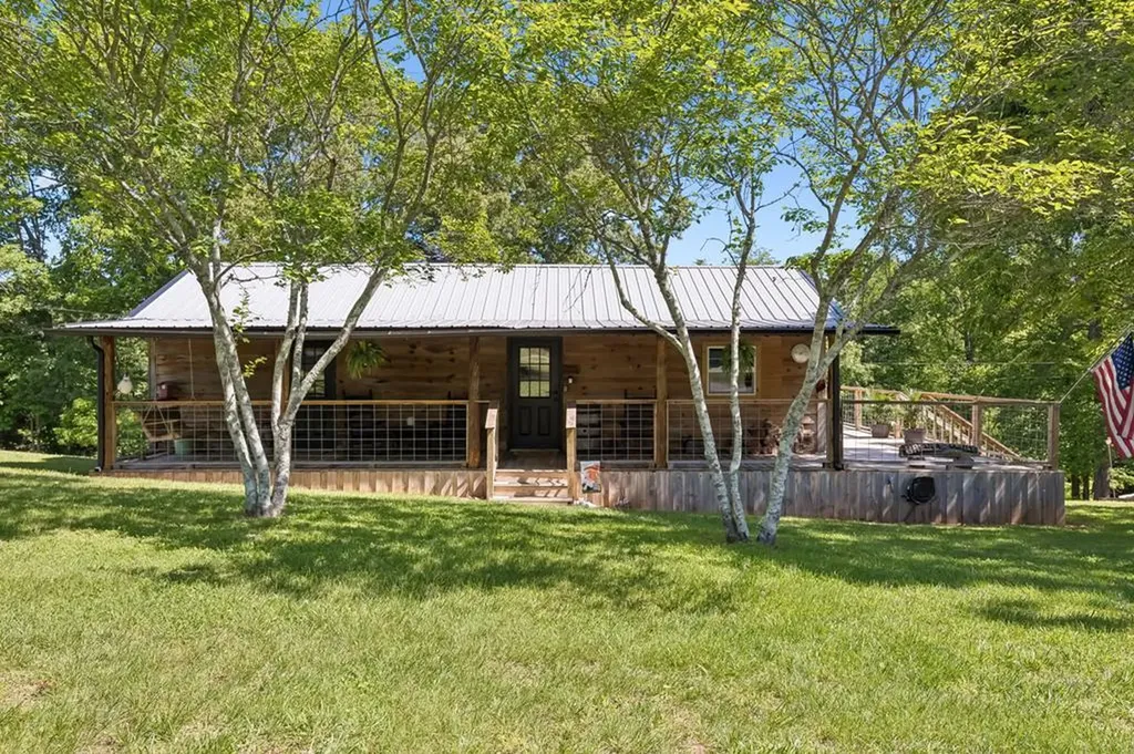 6777 Spencer Road Rock Island TN 38581