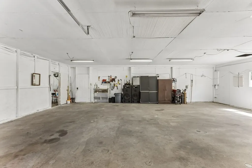 6777 Spencer Road Rock Island TN 38581