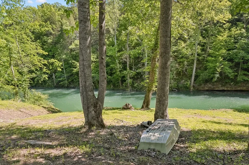 6777 Spencer Road Rock Island TN 38581