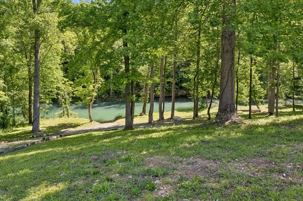 6777 Spencer Road Rock Island TN 38581