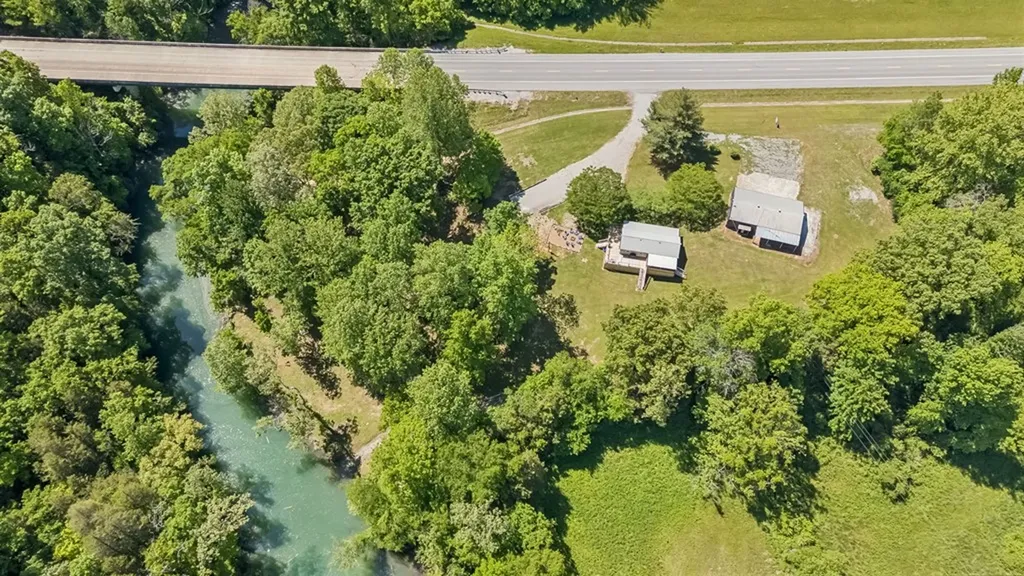6777 Spencer Road Rock Island TN 38581